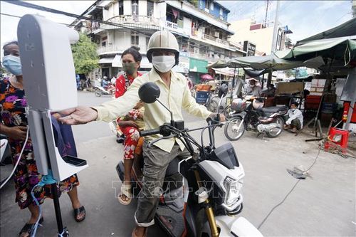 Campuchia cho phép quán bar, karaoke ở thủ đô Phnom Penh mở cửa trở lại