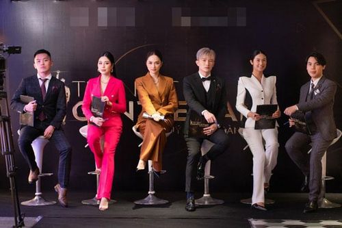 Bộ đôi Hoa hậu Hương Giang – Ngọc Hân 'trố mắt' trước loạt quý ông chuẩn chỉnh 'gentleman'