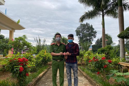 Công an xã Trì Quang thực hiện mô hình 'Móc khóa an ninh'
