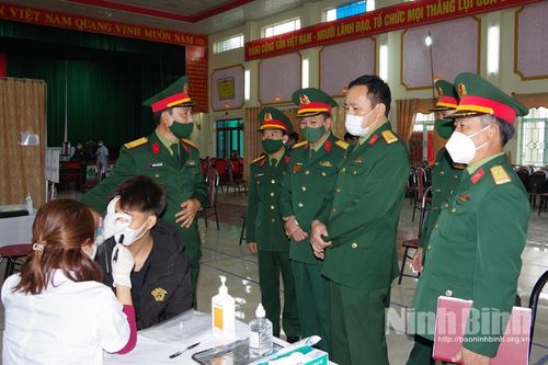 Quân khu 3 kiểm tra công tác tuyển chọn và gọi công dân nhập ngũ năm 2022 tại Ninh Bình