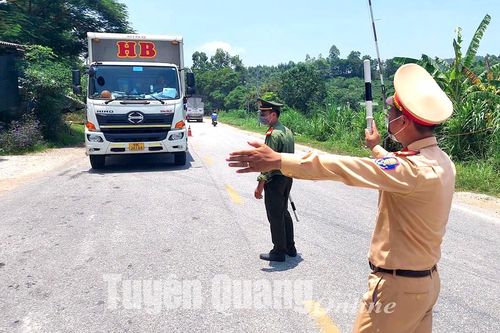 Nỗ lực kéo giảm tai nạn giao thông cả 3 tiêu chí