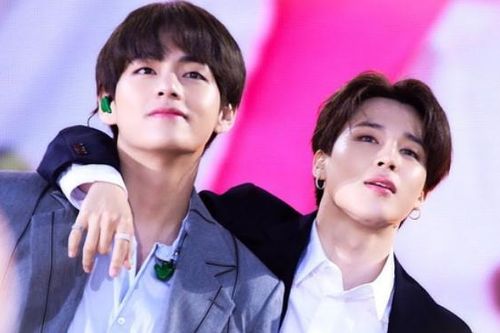 ARMY sẽ bất ngờ với người số 1 trong danh bạ điện thoại của Jimin BTS