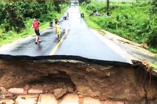 Mưa lũ gây thiệt hại nặng nề ở Bình Định, Phú Yên