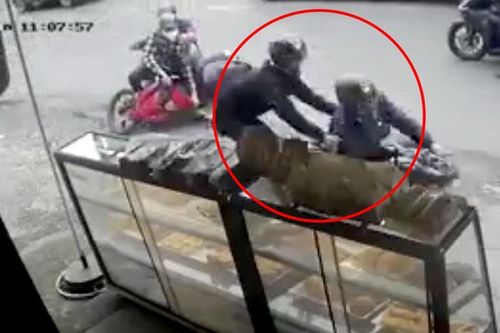Trinh sát hình sự truy đuổi cướp như phim hành động