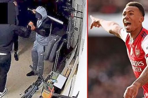 Ngôi sao Arsenal lao vào đấm vỡ mặt tên cướp sau khi bị đe dọa bằng gậy bóng chày