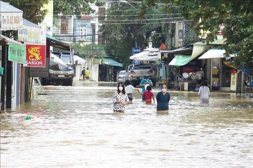 Mưa lũ tại Phú Yên và Khánh Hòa làm 4 người chết, 7 người mất tích