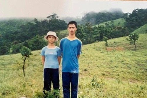 Cô gái chăn bò người Việt được chọn làm MC tại giải thưởng truyền hình châu Á