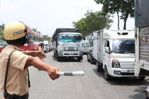 Giả danh Phó phòng CSGT Công an tỉnh gạ doanh nghiệp đòi tiền