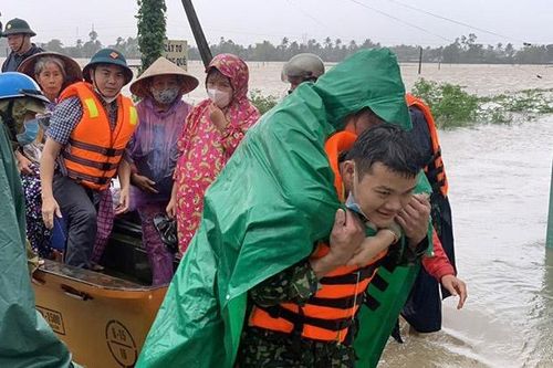 Khẩn trương ứng phó, khắc phục hậu quả mưa lũ