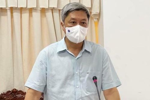 Thứ trưởng Bộ Y tế: Cần Thơ xem xét lại tỷ lệ người đã tiêm vaccine để đánh giá cấp độ dịch phù hợp