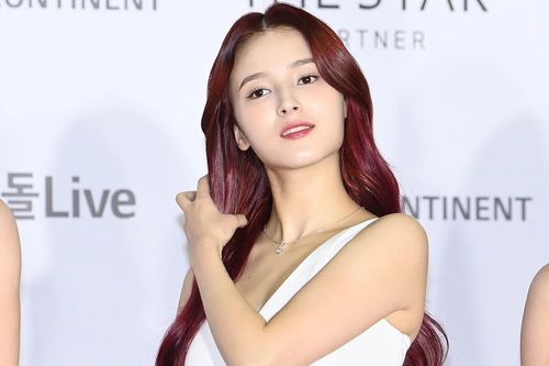 Nancy, Han So Hee cùng dàn sao Hàn trên thảm đỏ AAA 2021