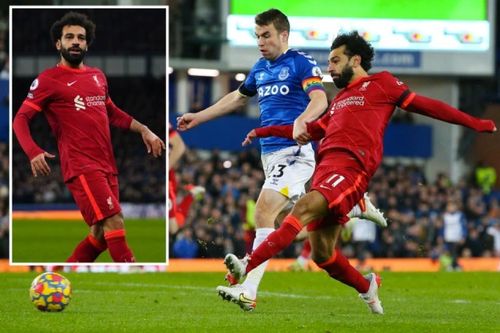 Everton thảm bại trước Liverpool, huấn luyện viên Benitez sắp bị sa thải