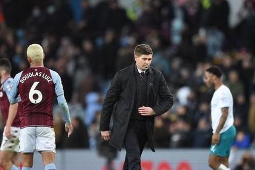 Man City khiến Gerrard lần đầu bại trận ở Ngoại hạng Anh