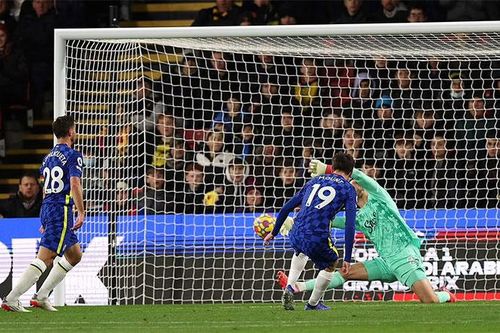Mount và Mendy góp sức giữ ngôi đầu cho Chelsea