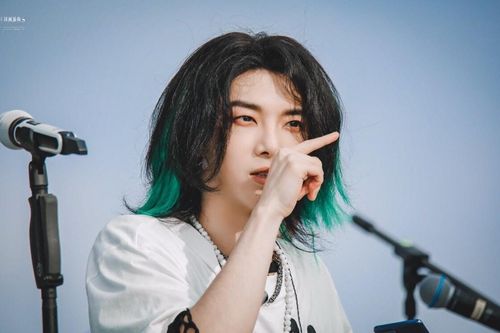 Hình ảnh trong Mars concert của Hoa Thần Vũ: Không hổ danh đỉnh cao lưu lượng