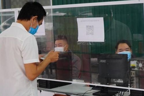 Y tế - Sức khỏe Y tế - Sức khỏe Thêm 141 ca dương tính với SARS-CoV-2, trong đó có 98 ca cộng đồng