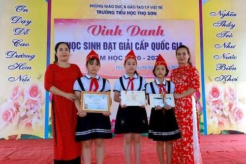 Phú Thọ: Cô giáo Hà Thị Tuyết Minh tỏa sáng dạy tốt môn tiếng Anh