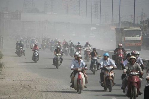 Nồng độ bụi mịn cả nước vượt mức khuyến nghị của WHO