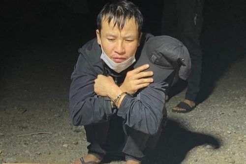 Chạy xe bán tải vận chuyển 8.000 viên ma túy