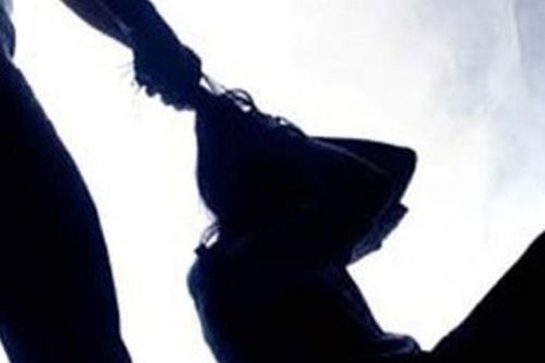 Quảng Trị: Làm rõ vụ học sinh lớp 10 bị đánh bằng hung khí, gây thương tích
