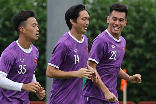 Tuấn Anh phấn khởi trong lần đầu dự AFF Cup
