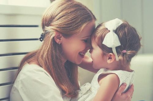 Những câu nói của cha mẹ giúp trẻ tự tin hơn
