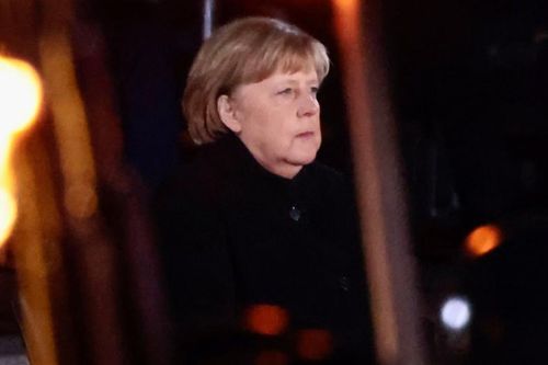 Bài hát tạm biệt bà Angela Merkel