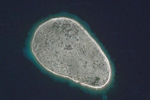 Lạc vào 'mê cung' đảo dấu vân tay nổi tiếng của Croatia