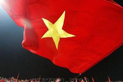 Cổ động viên Việt Nam muốn mang lá cờ lớn đến Sân Bishan