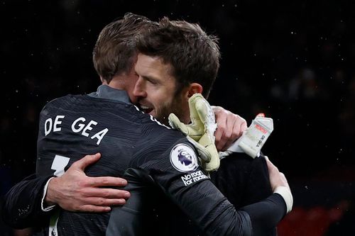 Cầu thủ MU sốc khi Carrick rời Old Trafford