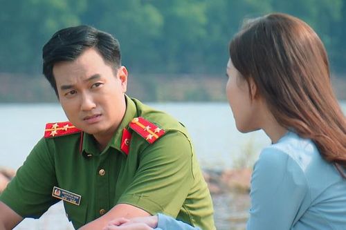 Công an Nam 'Phố trong làng' rạn xương, phải nghỉ quay vì cảnh rượt đuổi