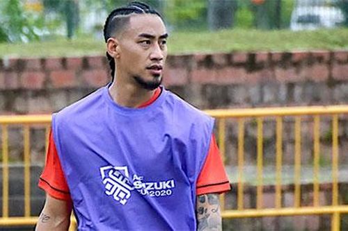 Tiền vệ Lào: 'ĐT Việt Nam đừng coi thường chúng tôi'