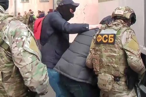 Giữa lúc quan hệ hai bên căng thẳng, Nga tuyên bố bắt 3 điệp viên Ukraine