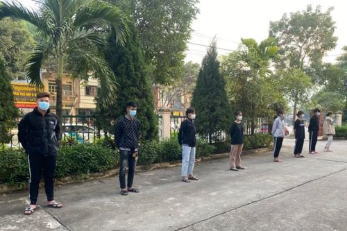 Nữ sinh 12 tuổi ở Lào Cai bị nhóm 8 người đánh hội đồng