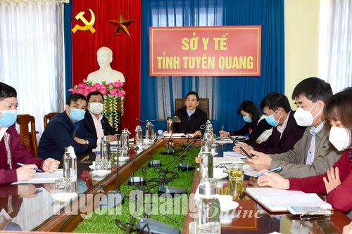 Từ ngày 5-12, tiêm vắc xin phòng Covid-19 cho đối tượng từ 12 đến 15 tuổi