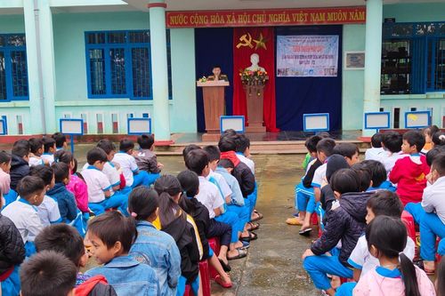 Nâng cao nhận thức tác hại thuốc lá cho học sinh miền núi