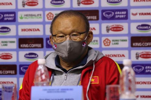 HLV Park Hang Seo: Việt Nam sẽ vượt sức ép để thống trị AFF Cup