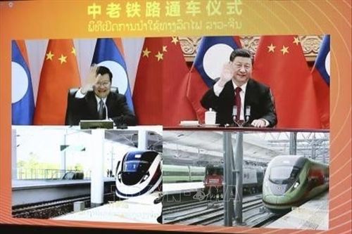 Lãnh đạo Lào, Trung Quốc cam kết tăng cường quan hệ song phương
