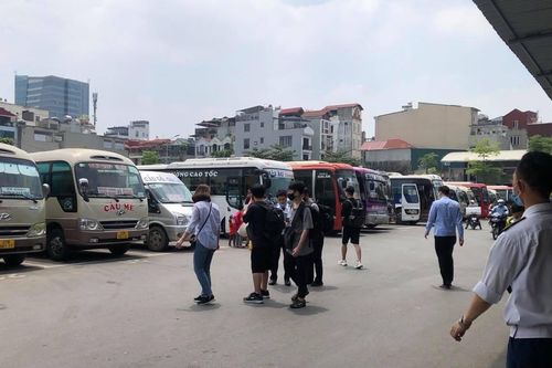 Tăng cường phương tiện vận tải, đảm bảo phòng dịch phục vụ Tết 2022