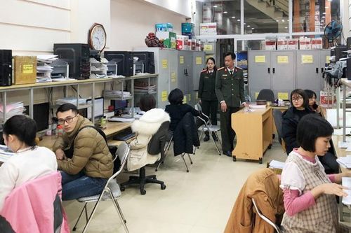 Người đàn bà kiếm hàng tỷ đồng bằng 'trò' mua bán hóa đơn