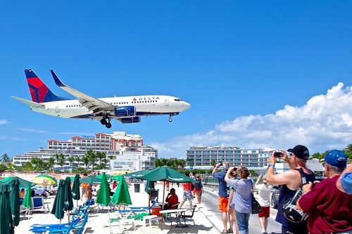 10 chuyến bay thương mại ngắn nhất thế giới, không phải ai cũng biết