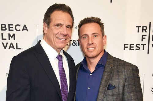 Đài CNN sa thải em trai ông Cuomo