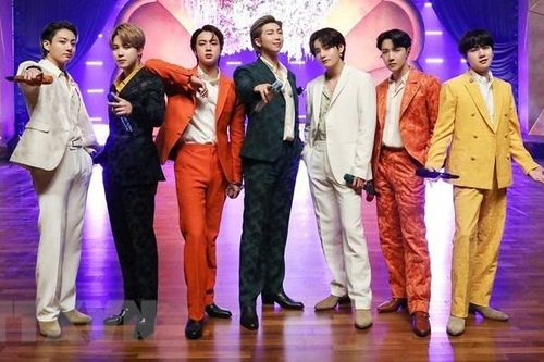 BTS được hoãn nhập ngũ trở thành vấn đề gây tranh cãi