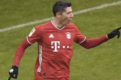 Ngôi sao Lewandowski lại phá kỷ lục ở Bundesliga