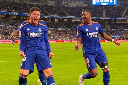 Jovic tỏa sáng trong ngày đóng thế Benzema giúp Real độc chiếm ngôi đầu