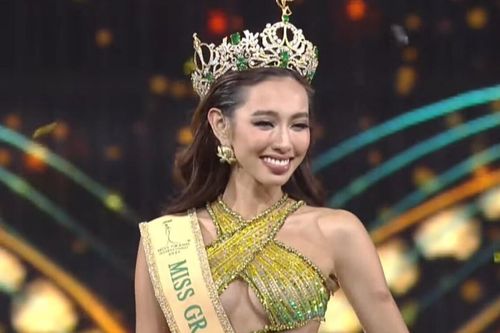 Một sao nữ Vbiz gay gắt bênh vực Thùy Tiên sau khi đàn em bị tố mua giải: 'Nín miệng lại cho em gái nhờ'