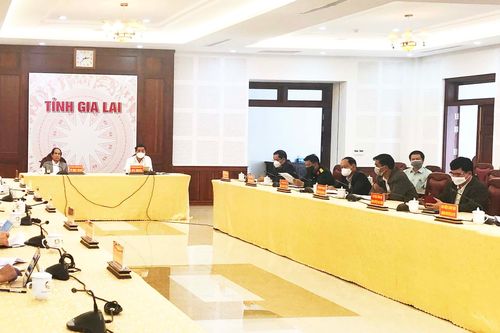Thủ tướng Chính phủ: Không để người dân thiếu ăn, thiếu mặc sau lũ