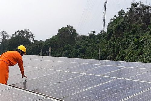 Tìm giải pháp thúc đẩy mô hình điện mặt trời phân tán tại tỉnh Quảng Trị