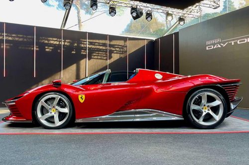 Ferrari Daytona SP3: Siêu phẩm 'chào sân' giá từ 2,3 triệu USD