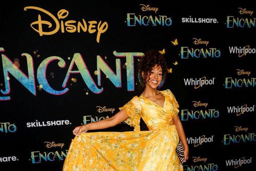Phim hoạt hình 'Encanto' của Disney vẫn giữ ngôi đầu phòng vé
